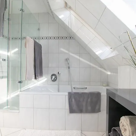 Διαμέρισμα - 3 With Balcony - 20 Min Messe Dus