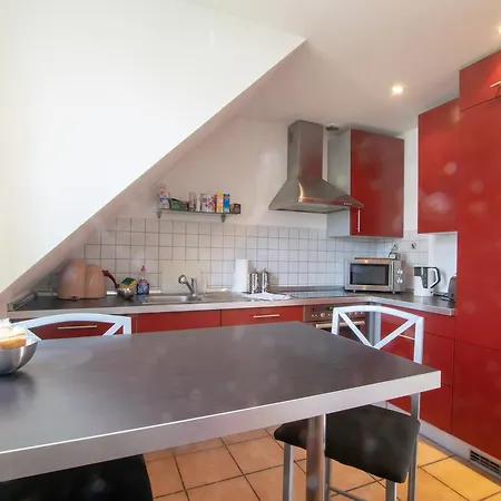 Διαμέρισμα - 3 With Balcony - 20 Min Messe Dus